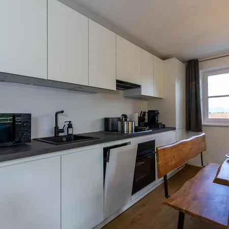 Apartment Neu Bessa Homes Almhütte 8 Pers Balkon Garten 2 Bäder *