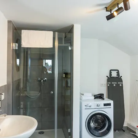 Neu Bessa Homes Almhütte 8 Pers Balkon Garten 2 Bäder