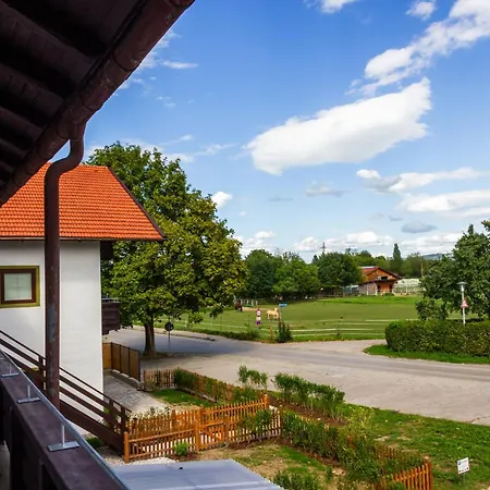 Neu Bessa Homes Almhütte 8 Pers Balkon Garten 2 Bäder *